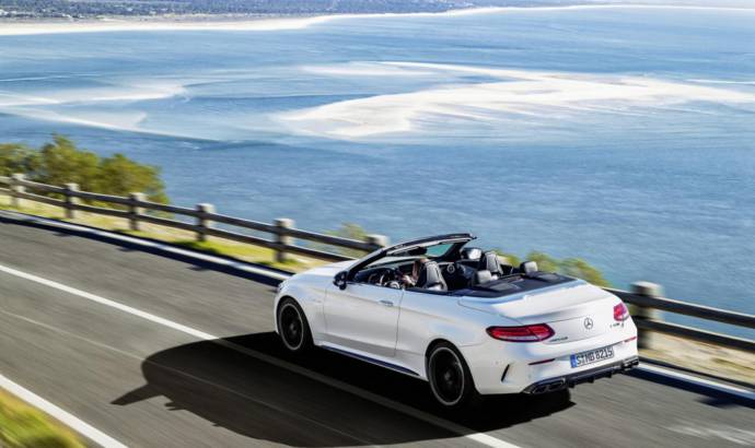 Mercedes C63 AMG Cabriolet unveiled in New York