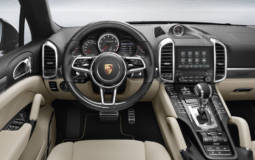 Porsche Cayenne receives updated PCM