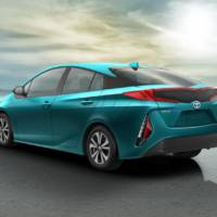 Toyota Prius Prime plug-in hybrid revealed