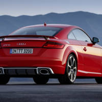 2016 Audi TT RS Coupe and Roadster - Pictures and details