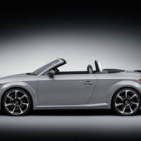 2016 Audi TT RS Coupe and Roadster - Pictures and details