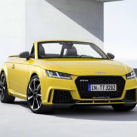 2016 Audi TT RS Coupe and Roadster - Pictures and details