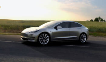 Tesla Model 3 - 325.000 pre-orders in one week