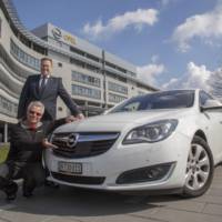 Vauxhall Insignia drives 1300 miles on a single tank