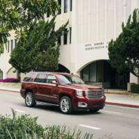 2016 GMC Yukon SLT Premium Edition introduced