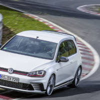 2016 Volkswagen Golf GTI Clubsport S is a Nurburgring record breaker