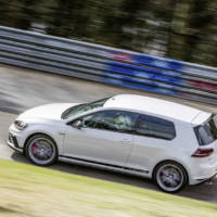 2016 Volkswagen Golf GTI Clubsport S is a Nurburgring record breaker