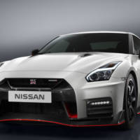 2017 Nissan GT-R Nismo facelift - Official pictures and details