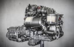 Mercedes E220d uses a new generation diesel