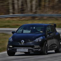 Renault Clio RS 16 unveiled with 275 hp
