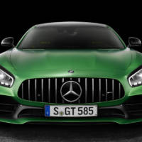 2017 Mercedes-AMG GT R - Official pictures and details