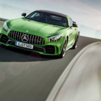 2017 Mercedes-AMG GT R - Official pictures and details