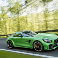 2017 Mercedes-AMG GT R - Official pictures and details