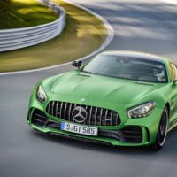 2017 Mercedes-AMG GT R - Official pictures and details