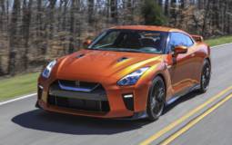 2017 Nissan GT-R Premium US pricing announced