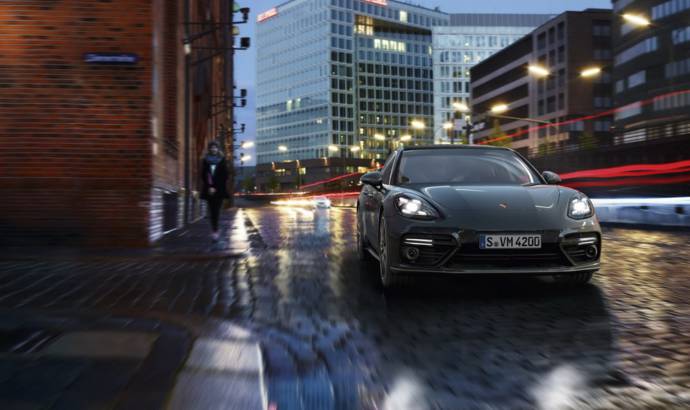 2017 Porsche Panamera officially unveiled