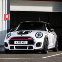 Mini John Cooper Works Challenge - The forbidden fruit