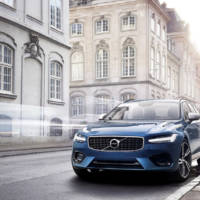 Volvo S90 and V90 with R-Design