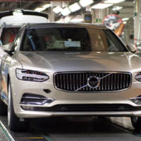 Volvo V90 enters production in Torslanda