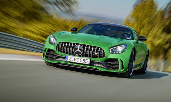 2017 Mercedes-AMG GT R - Official pictures and details