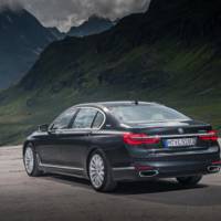 2017 BMW 740e officially detailed
