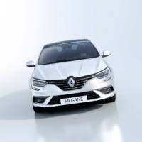 2017 Renault Megane Sedan introduced