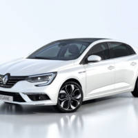 2017 Renault Megane Sedan introduced