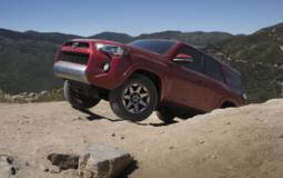 2017 Toyota 4Runner receive TRD off-road packages