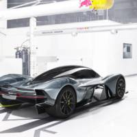 Aston Martin AM-RB 001 hypercar unveiled