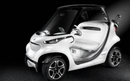 Mercedes-Benz Style Edition Garia Golf Car unveiled