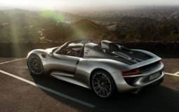 Porsche announces 918 Spyder recall