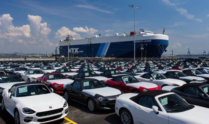 2017 Fiat 124 Spider reaches US shores