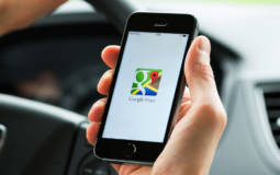 Google Maps will offer a parking assistant