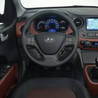 Hyundai i10 facelift revealed