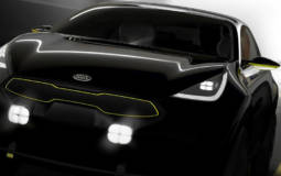 Kia will reveal a subcompact crossover