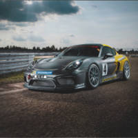 Porsche GT4 Clubsport MR is a new race-bred car