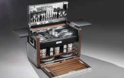 Rolls Royce offers a Picnic Hamper for Zenith Collection