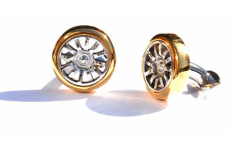 These Bugatti wheel cufflinks are actual made from Veyron wheel