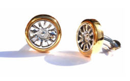These Bugatti wheel cufflinks are actual made from Veyron wheel