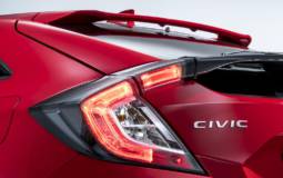 2017 Honda Civic teased ahead of Paris debut