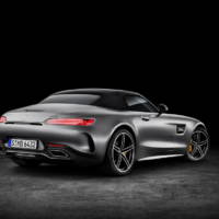 2017 Mercedes-AMG GT Roadster and AMG GT C Roadster - Official pictures and details