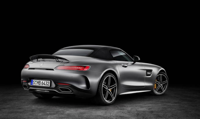 2017 Mercedes-AMG GT Roadster and AMG GT C Roadster - Official pictures and details