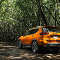 2017 Nissan Rogue - Official pictures and details