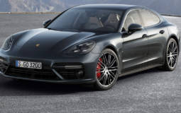 2017 Porsche Panamera