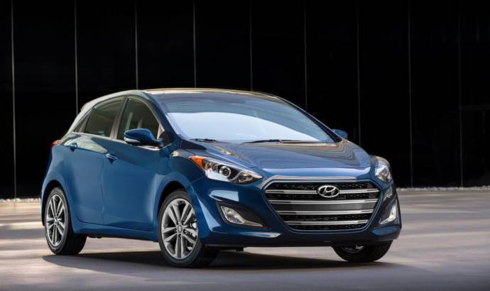 2017 Hyundai Elantra GT new trim levels