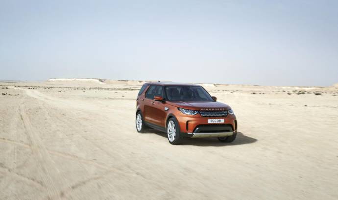 2017 Land Rover Discovery unveiled in Paris