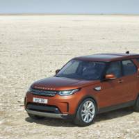 2017 Land Rover Discovery unveiled in Paris