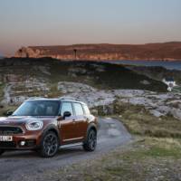 2017 MINI Countryman plug-in hybrid - Official pictures and details