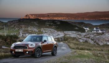 2017 MINI Countryman plug-in hybrid - Official pictures and details