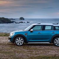 2017 Mini Countryman official images and details